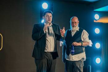 Unicred MT reúne mais de 900 cooperados e convidados em palestra com o filósofo Pondé